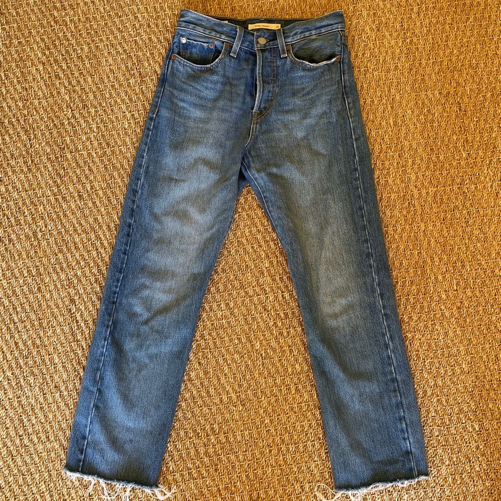 Levi’s wedgie straight jeans